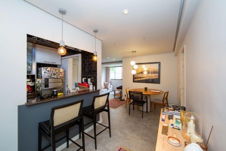 SALA de apartamento para alugar com 2 quartos, 100m² em Belvedere, Belo Horizonte