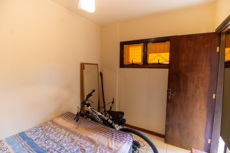 Casa de condomínio à venda com 186m², 3 quartos e 2 vagas Casa de condomínio à venda com 186m², 3 quartos e 2 vagasQuarto Externo