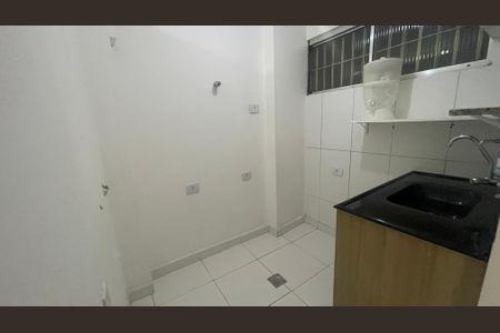 Apartamento para alugar com 30m², 1 quarto e sem vaga Apartamento para alugar com 30m², 1 quarto e sem vagaCozinha - Armários
