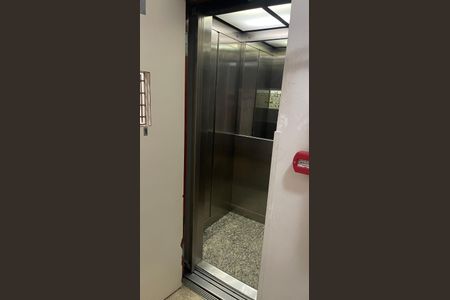 Apartamento para alugar com 30m², 1 quarto e sem vaga Apartamento para alugar com 30m², 1 quarto e sem vagaelevador