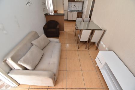Casa para alugar com 100m², 2 quartos e 3 vagasSala