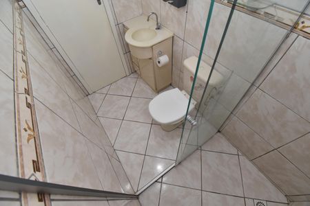 Casa para alugar com 100m², 2 quartos e 3 vagasBanheiro 