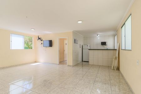 Apartamento para alugar com 38m², 2 quartos e sem vaga Apartamento para alugar com 38m², 2 quartos e sem vagaÁrea comum - Salão de festas