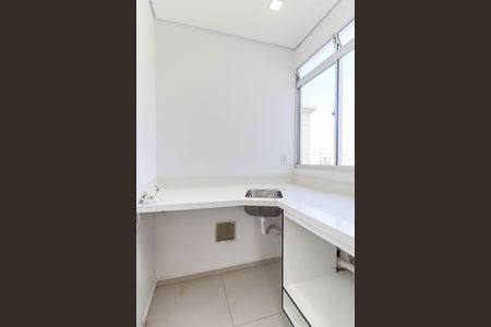 Apartamento para alugar com 38m², 2 quartos e sem vaga Apartamento para alugar com 38m², 2 quartos e sem vagaÁrea de Serviço
