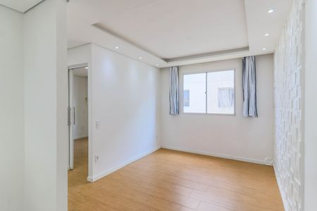 Sala de apartamento para alugar com 2 quartos, 38m² em Jardim Casablanca, São Paulo