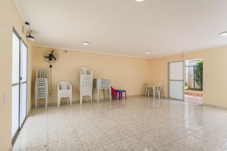Apartamento para alugar com 38m², 2 quartos e sem vaga Apartamento para alugar com 38m², 2 quartos e sem vagaÁrea comum - Salão de festas