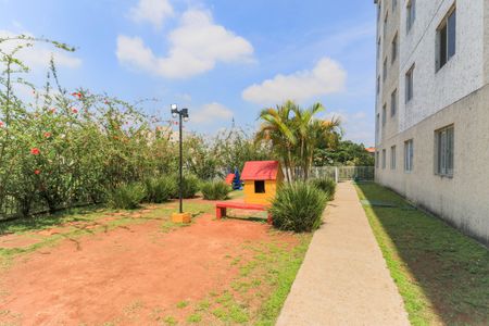 Apartamento para alugar com 38m², 2 quartos e sem vaga Apartamento para alugar com 38m², 2 quartos e sem vagaÁrea comum - Playground