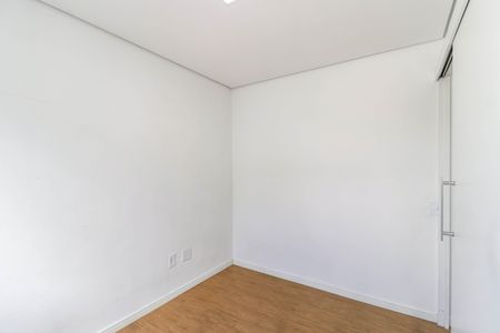 Quarto 1 de apartamento para alugar com 2 quartos, 38m² em Jardim Casablanca, São Paulo