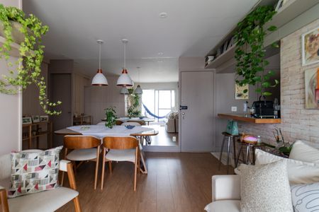 Apartamento à venda com 84m², 3 quartos e 2 vagas Apartamento à venda com 84m², 3 quartos e 2 vagasSala