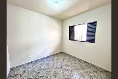 Quarto de casa para alugar com 1 quarto, 40m² em Vila Rosalia, Guarulhos