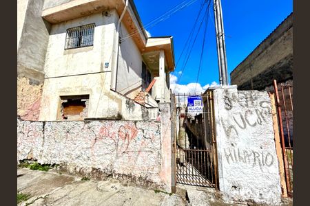 Casa para alugar com 40m², 1 quarto e sem vagaPlaca Instalada na Fachada do Imóvel 