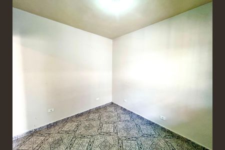 Quarto de casa para alugar com 1 quarto, 40m² em Vila Rosalia, Guarulhos