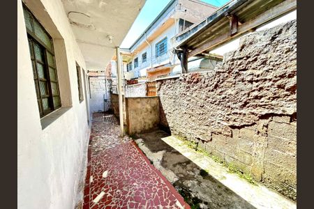 Casa para alugar com 40m², 1 quarto e sem vagaQuintal