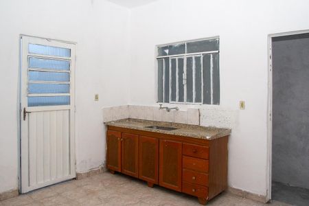 Casa para alugar com 2 quartos, 125m² em Jardim Iva, São Paulo
