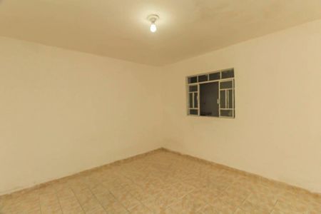 Quarto de casa para alugar com 1 quarto, 125m² em Jardim Iva, São Paulo
