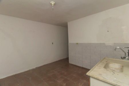Sala/cozinha de casa para alugar com 1 quarto, 125m² em Jardim Iva, São Paulo
