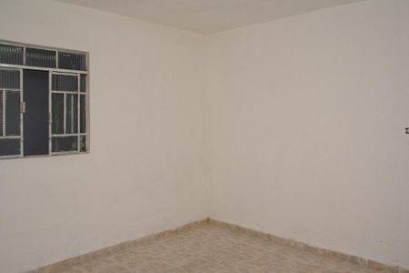 Quarto de casa para alugar com 2 quartos, 125m² em Jardim Iva, São Paulo