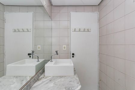 Apartamento para alugar com 42m², 1 quarto e 1 vaga Apartamento para alugar com 42m², 1 quarto e 1 vagaBanheiro