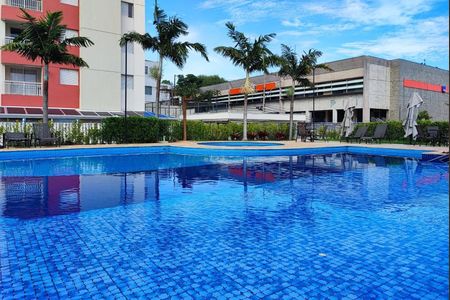 Apartamento à venda com 80m², 3 quartos e 2 vagasÁrea comum - Piscina