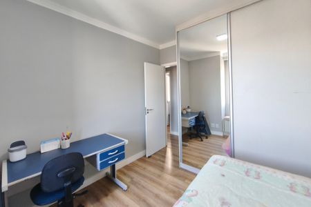 Apartamento à venda com 80m², 3 quartos e 2 vagasQuarto 2