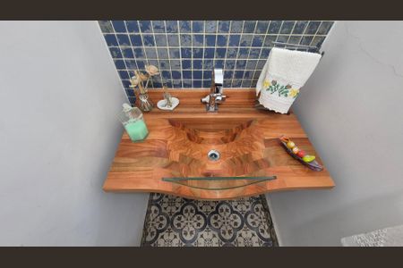 Casa para alugar com 221m², 3 quartos e 6 vagasLavabo