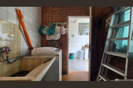 Casa para alugar com 221m², 3 quartos e 6 vagasLavanderia