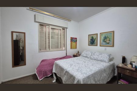 Casa para alugar com 221m², 3 quartos e 6 vagasQuarto