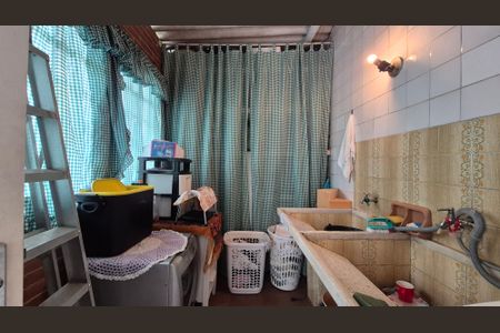 Casa para alugar com 221m², 3 quartos e 6 vagasLavanderia