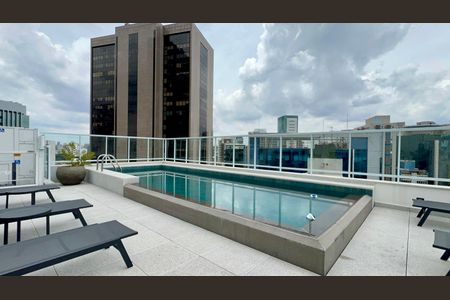 Studio para alugar com 26m², 1 quarto e sem vagaPiscina