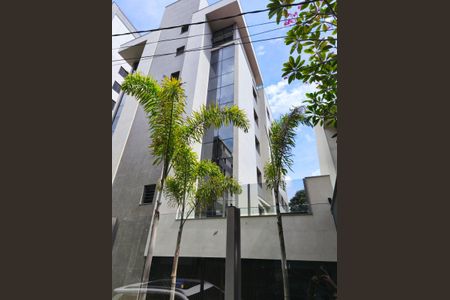 Apartamento à venda com 179m², 3 quartos e 2 vagasFachada