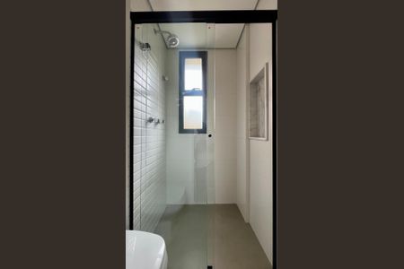 Apartamento à venda com 103m², 2 quartos e 2 vagasbanho