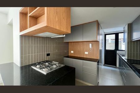 Apartamento à venda com 103m², 2 quartos e 2 vagasCozinha