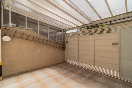 Casa à venda com 126m², 2 quartos e 2 vagasGaragem