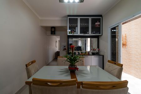 Casa à venda com 126m², 2 quartos e 2 vagasCopa