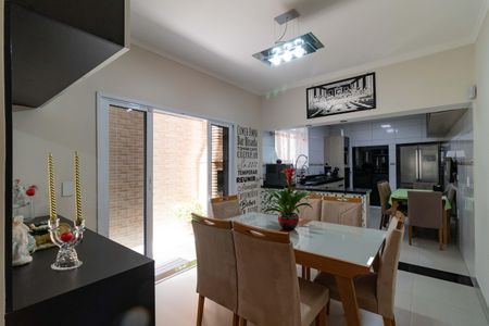 Casa à venda com 126m², 2 quartos e 2 vagasCopa