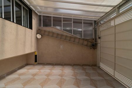 Casa à venda com 126m², 2 quartos e 2 vagasGaragem