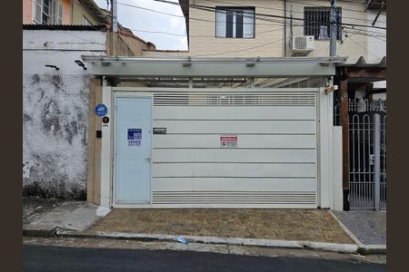 Casa à venda com 126m², 2 quartos e 2 vagasFachada