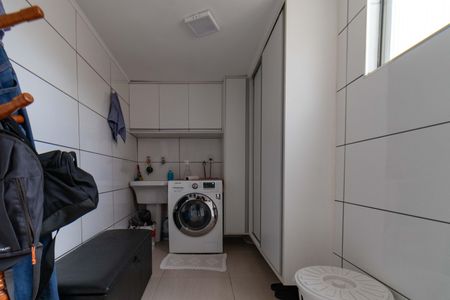 Casa à venda com 126m², 2 quartos e 2 vagasÁrea de Serviço