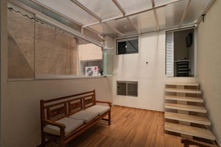 Casa à venda com 126m², 2 quartos e 2 vagasVaranda