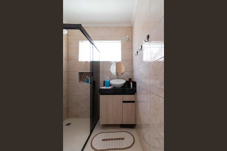 Casa à venda com 126m², 2 quartos e 2 vagasBanheiro