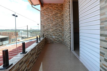 Casa para alugar com 100m², 2 quartos e 2 vagas Casa para alugar com 100m², 2 quartos e 2 vagasSacada Suíte