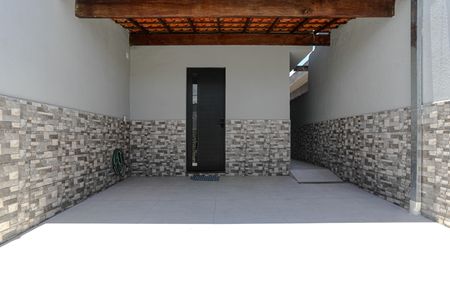 Casa para alugar com 100m², 2 quartos e 2 vagas Casa para alugar com 100m², 2 quartos e 2 vagasGaragem