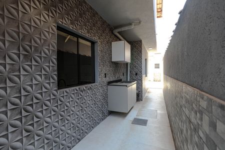 Casa para alugar com 100m², 2 quartos e 2 vagas Casa para alugar com 100m², 2 quartos e 2 vagasCorredor