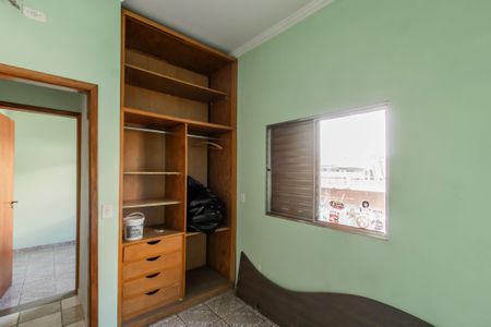 Casa para alugar com 140m², 3 quartos e 1 vaga Casa para alugar com 140m², 3 quartos e 1 vagaQuarto 2