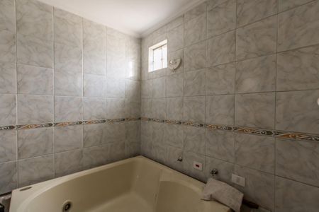 Banheiro da Suíte de casa à venda com 3 quartos, 140m² em Jardim Santo Antonio, São Paulo