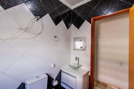 Casa para alugar com 140m², 3 quartos e 1 vaga Casa para alugar com 140m², 3 quartos e 1 vagaBanheiro