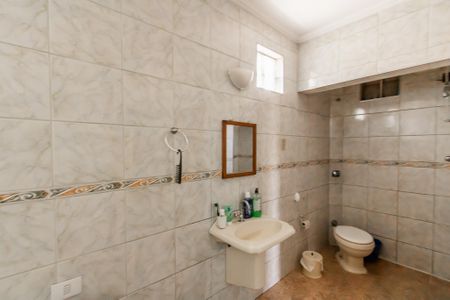 Casa para alugar com 140m², 3 quartos e 1 vaga Casa para alugar com 140m², 3 quartos e 1 vagaBanheiro da Suíte