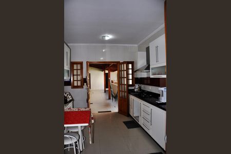 Casa para alugar com 230m², 3 quartos e 5 vagasDetalhe - Cozinha