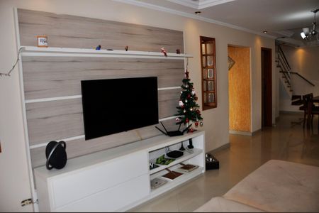 Casa para alugar com 230m², 3 quartos e 5 vagasDetalhe - Sala