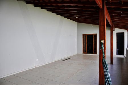 Casa para alugar com 230m², 3 quartos e 5 vagasDetalhe - Quintal